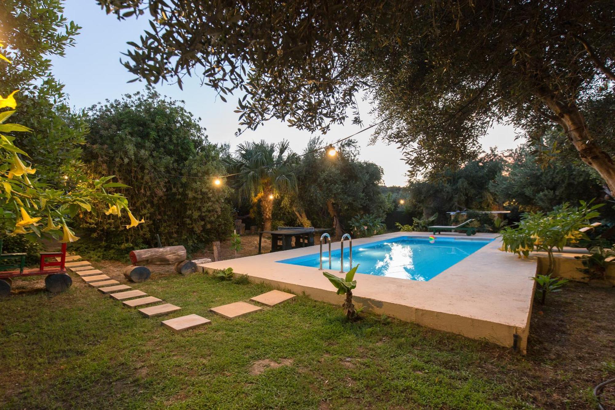 Apartmán Sofiana'S Garden Retreat With Private Pool Dhrapaniás Exteriér fotografie