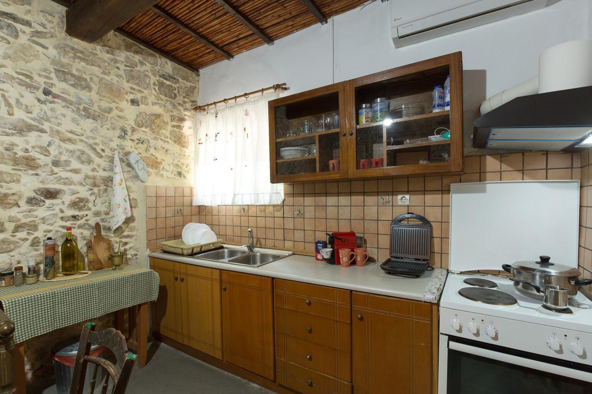 Apartmán Sofiana'S Garden Retreat With Private Pool Dhrapaniás Exteriér fotografie