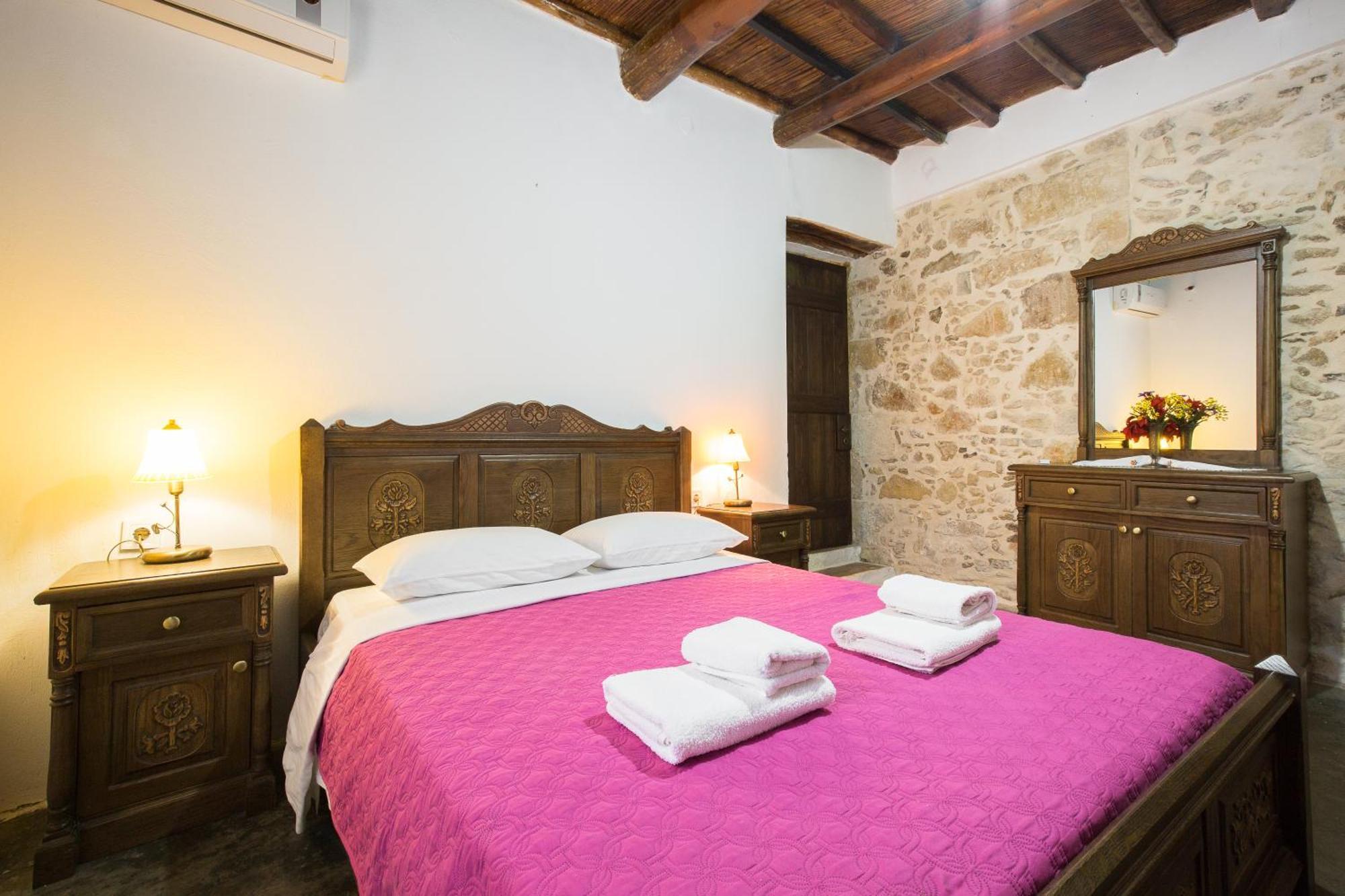 Apartmán Sofiana'S Garden Retreat With Private Pool Dhrapaniás Exteriér fotografie